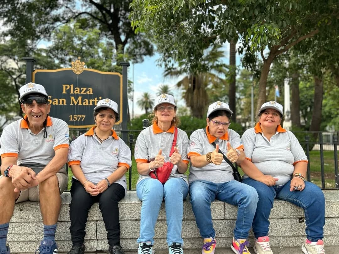 Grupo en salida grupal